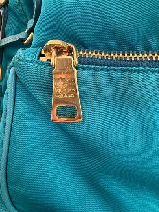 Prada Teal Crossbody Bag with Gold Hardware - Picture 4 of 7
